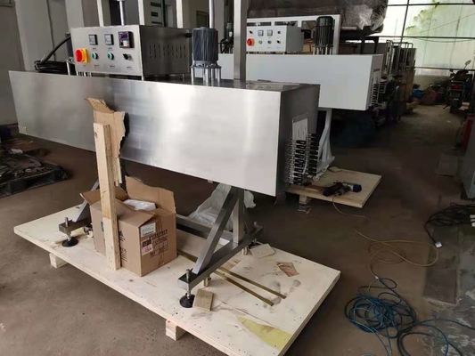 Adjustable Temperature and Height Electric Heat Tunnel for Versatile Applications